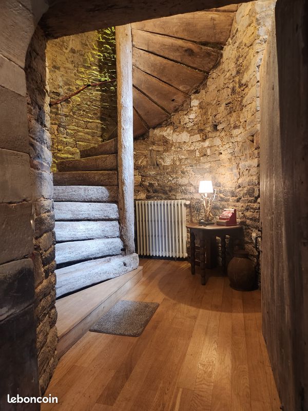 Maison 10 pièces 250 m² · à Loyat · 250 m² · 425 000 €