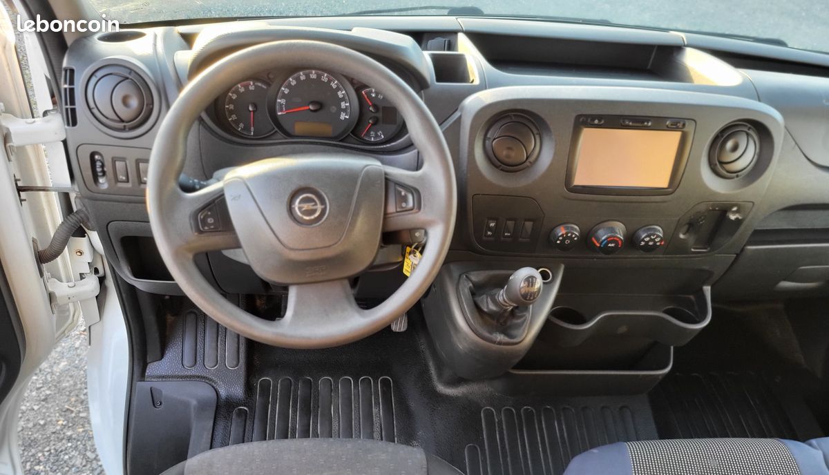 OPEL MOVANO 2.3cdti130 (12m3) Attelage (image 4)