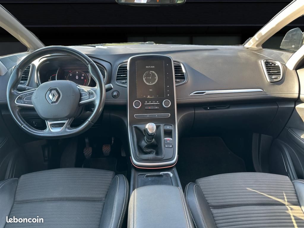 Renault Scénic 1.7 Blue dCi - 120 2019 IV MONOSPACE Intens PHASE 1 (image 10)