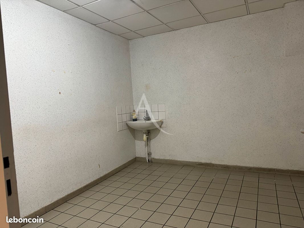Local commercial 120 m² ROMORANTIN LANTHENAY (image 4)