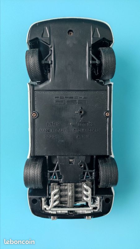 Voiture Porsche 959 (image 5)