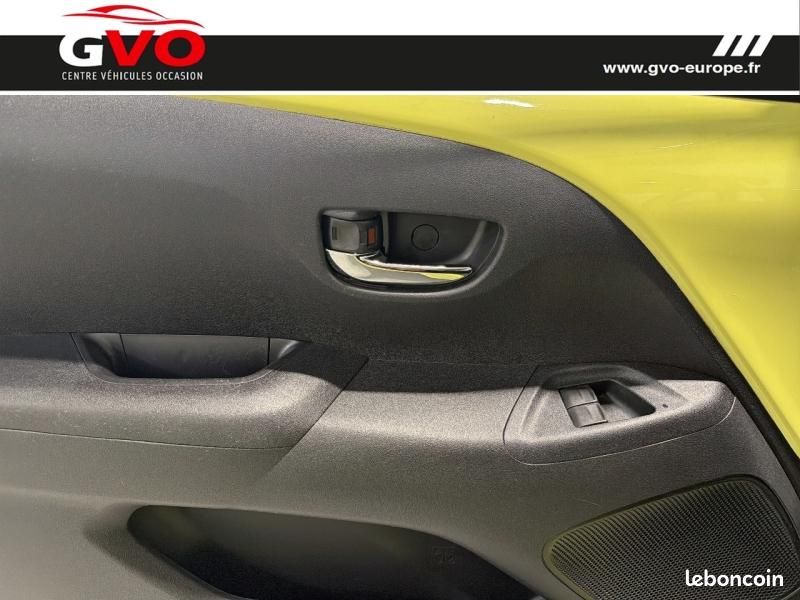 Toyota Aygo 1.0 VVT-i 69ch x-play 5p (image 12)