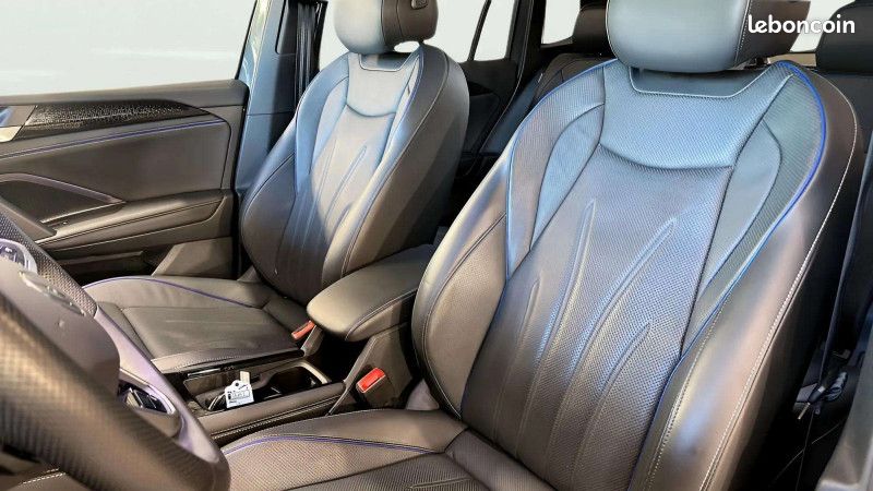 Volkswagen TIGUAN 2.0 TDI 193 R-LINE 4MOTION DSG7 BLACK PACK / ATTELAGE AUTOMATIQUE (image 6)