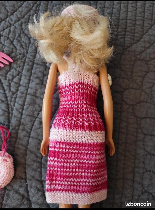Ensemble vêtements faits main roses (SANS poupée) (image 5)