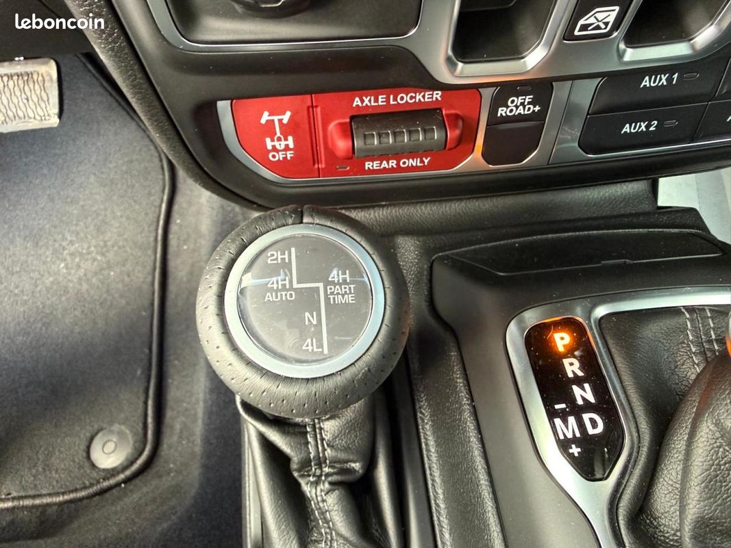 Jeep gladiator v6 3.6l mojave x (image 18)