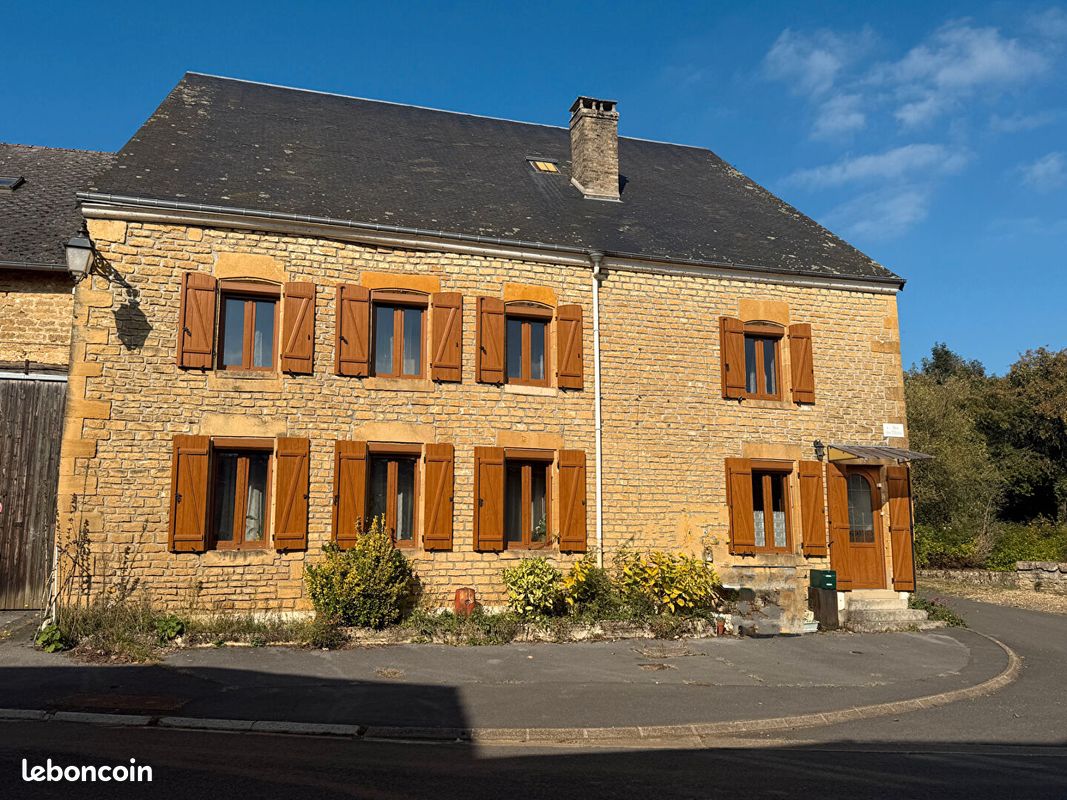 Maison 7 pièces 210 m² · à Saint-Aignan · 210 m² · 116 000 €