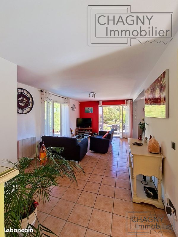 Maison 5 pièces 118 m² · à Rully · 118 m² · 294 000 €