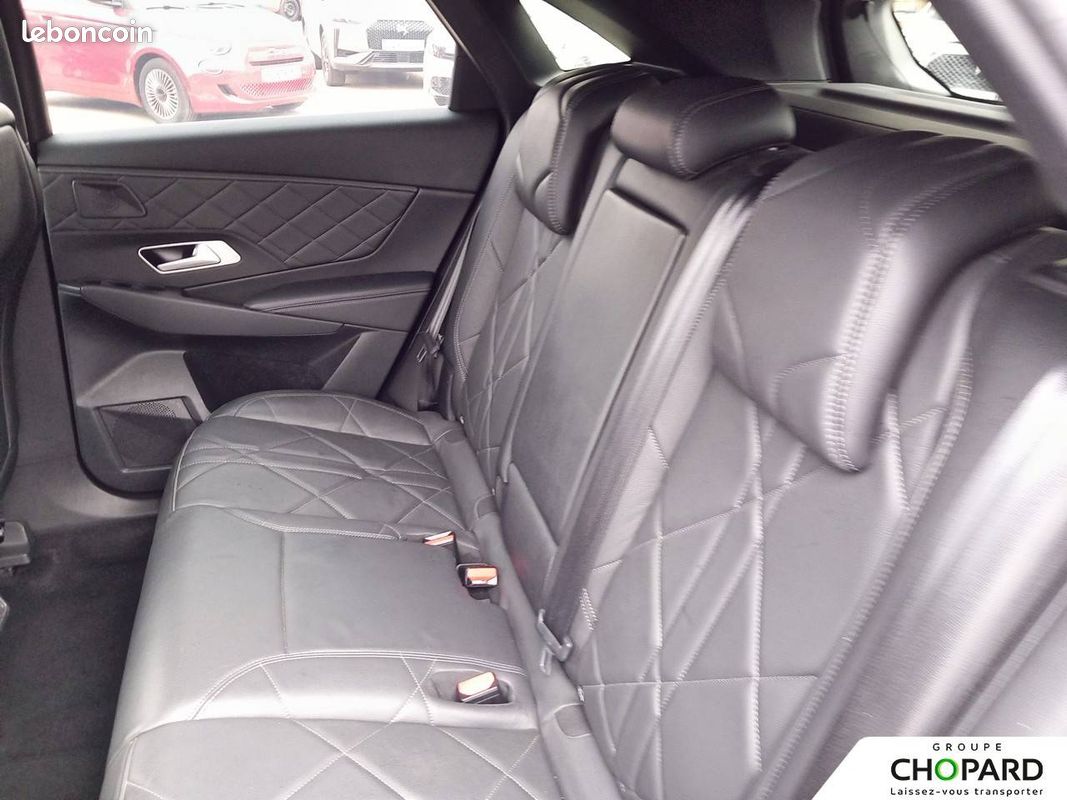 DS DS7 Crossback Hybride E-Tense 225 EAT8 Ligne Noire (image 19)