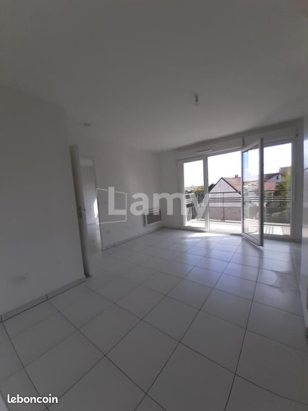 Appartement 2 pièces 41 m² · à Corbeil-Essonnes · 41 m² · 710 €/mois