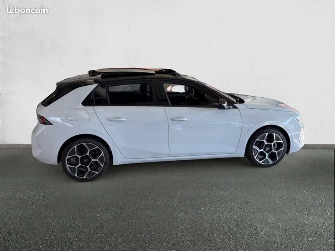 Opel Astra 1.2 Turbo Hybride 145 ch Automatique - Ultimate (image 4)