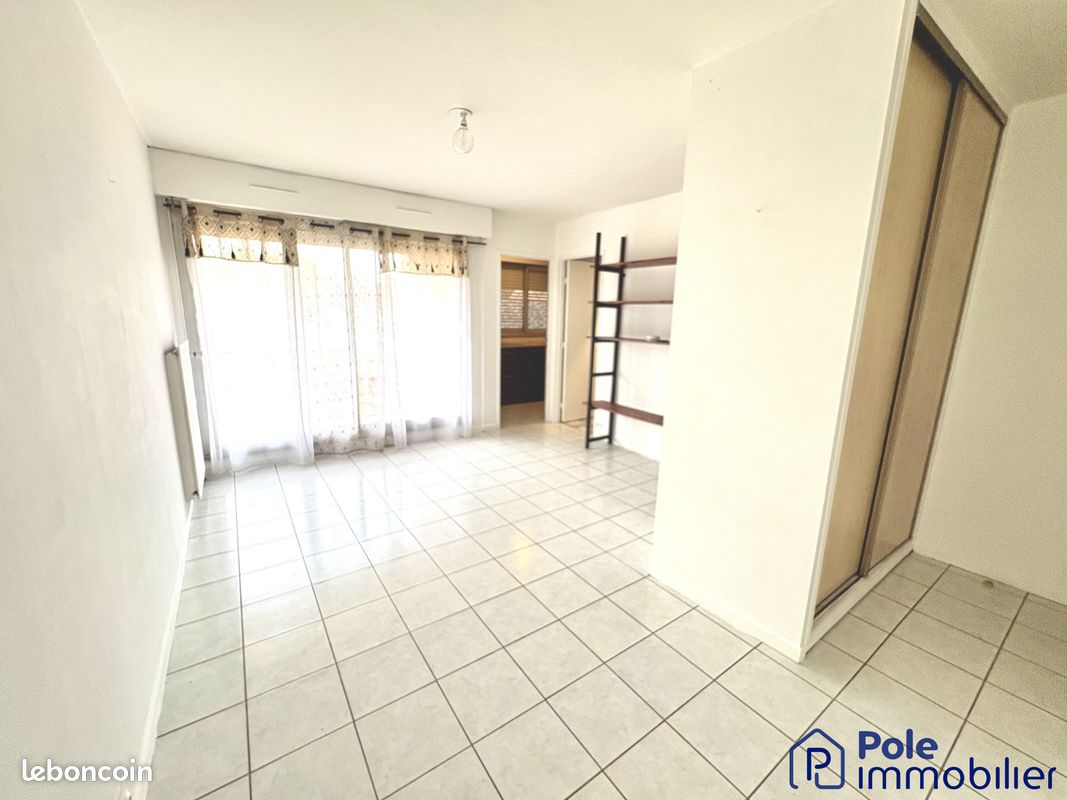Appartement 1 pièce 25 m² · à Caen · 25 m² · 650 €