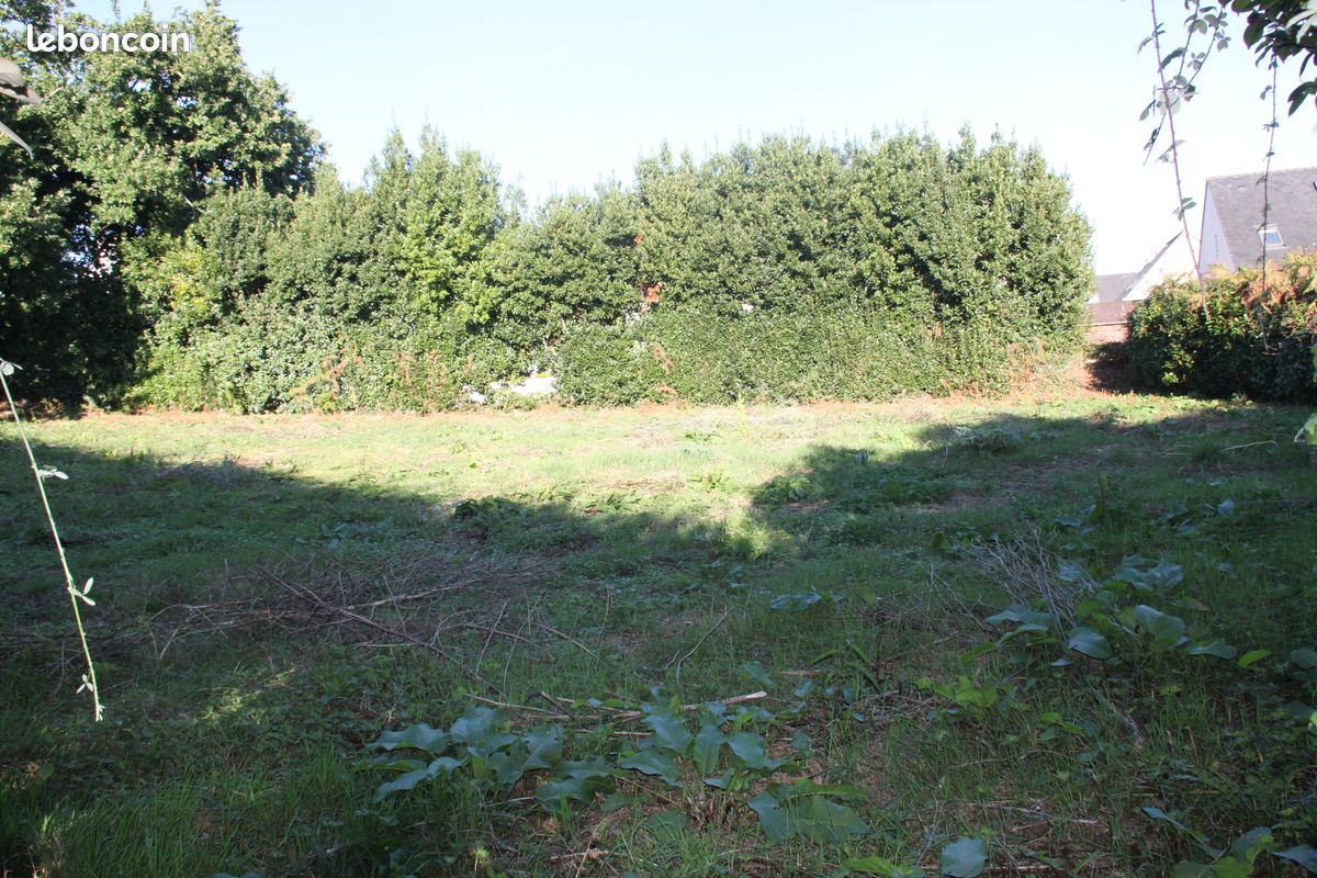 Terrain constructible · à Guipavas · 169 000 €