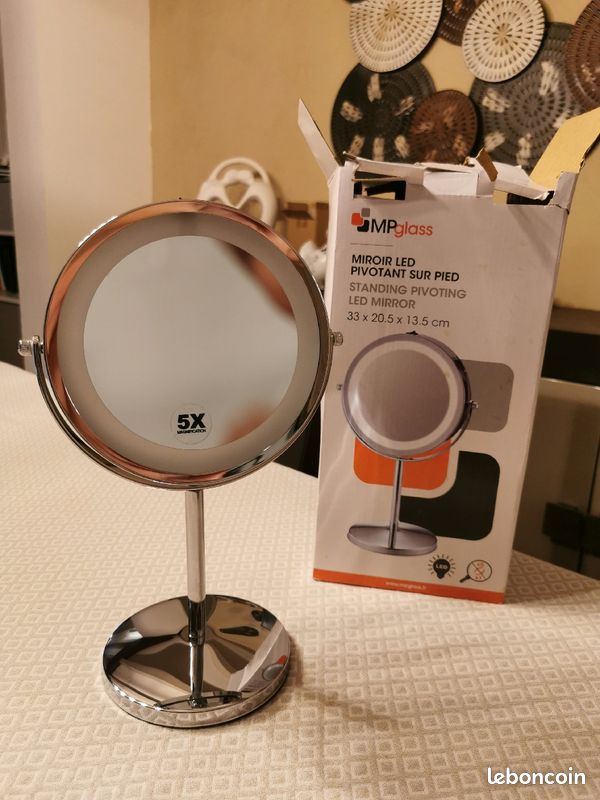 Miroir Led pivotant sur pieds (image 2)