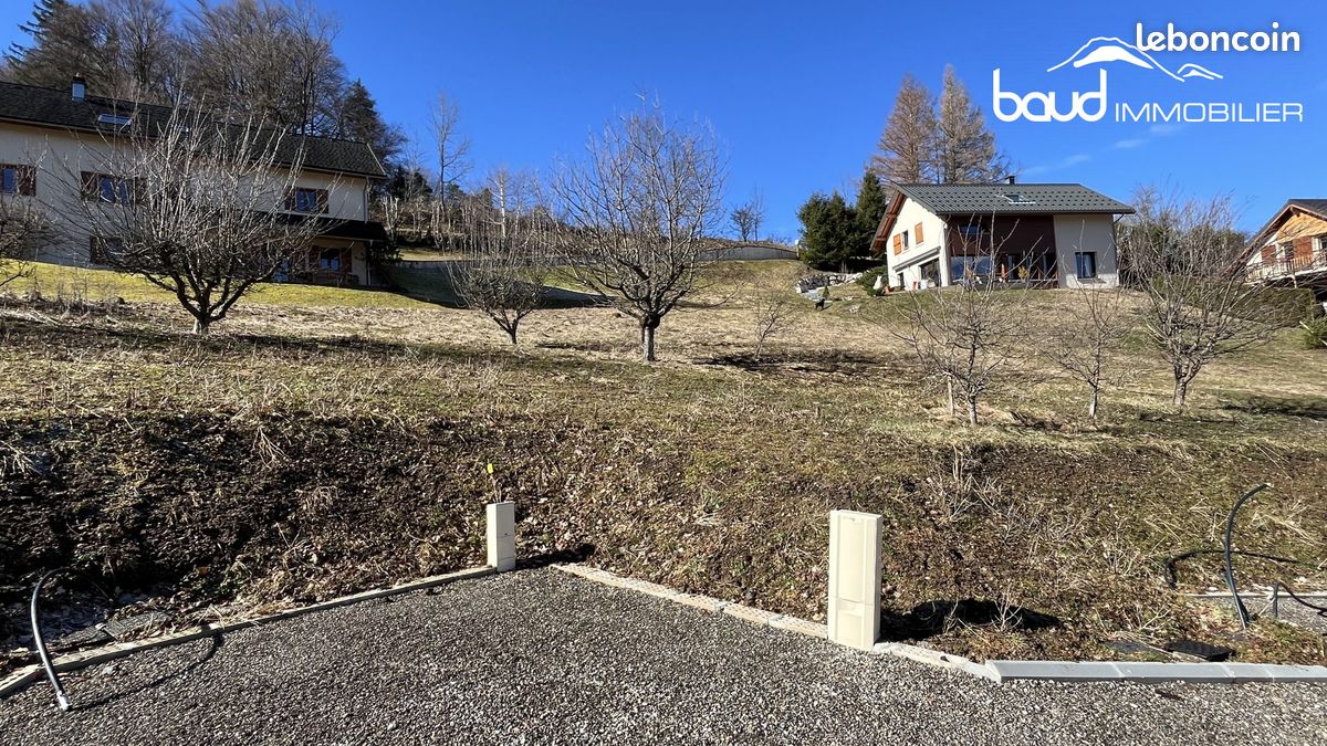 Terrain 528 m² · à Villard-de-Lans · 528 m² · 235 000 €