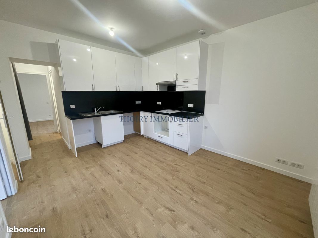 Appartement 3 pièces 43 m² · à Garancières · 43 m² · 950 €/mois