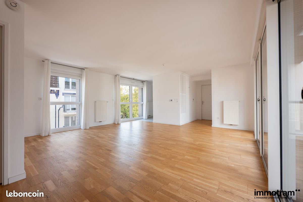 Appartement 4 pièces 120 m² · à La Madeleine · 120 m² · 599 000 €