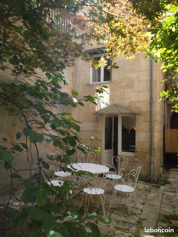 Appartement 1 pièce 27 m² · à Bordeaux · 27 m² · 180 000 €