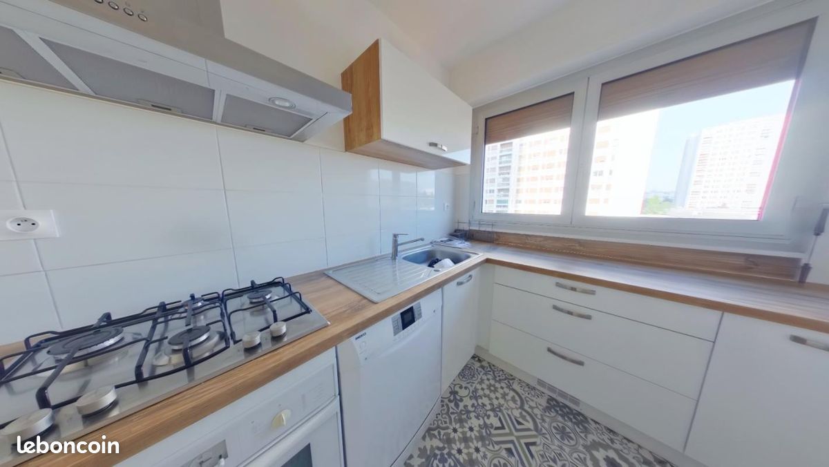 Appartement 4 pièces 87 m² · à Poitiers · 87 m² · 770 €/mois