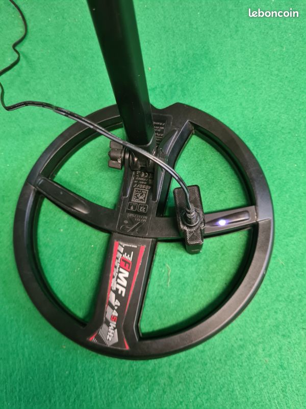 DAMILY® Chargeur De Batterie Universel - 4 Slots Chargeur Batterie