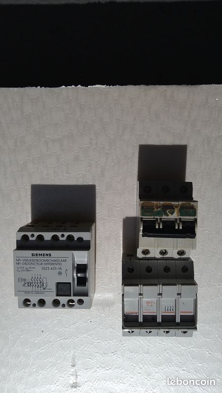 Disjoncteur différentiel SIEMENS 5SZ3 (image 2)