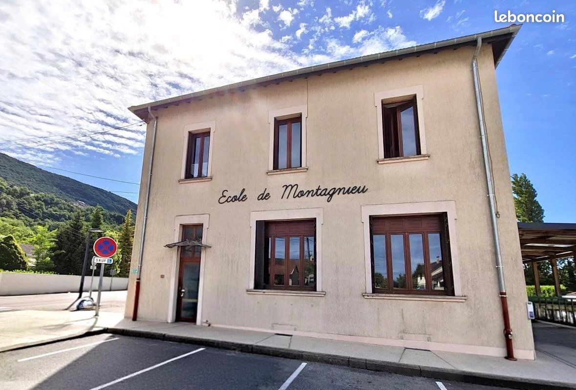Appartement 3 pièces 64 m² · à Montagnieu · 64 m² · 550 €
