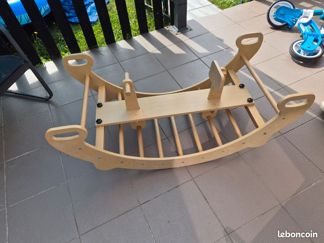 Jeu bascule en bois (image 1)