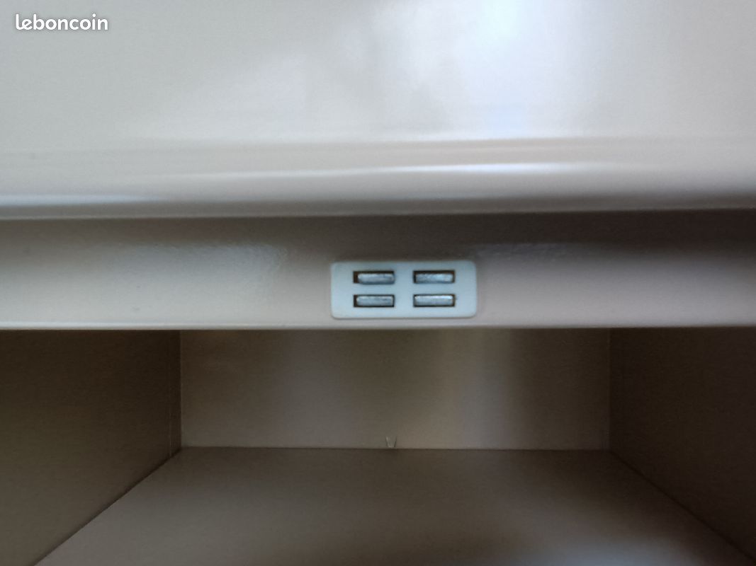 Armoire / classeur à casier métallique (image 8)