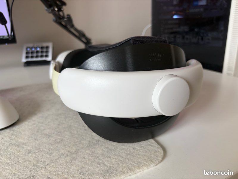 Meta Quest 2 128go et ses accessoires (image 3)