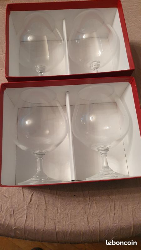 Lot 4 verres à digestif en cristal (image 1)
