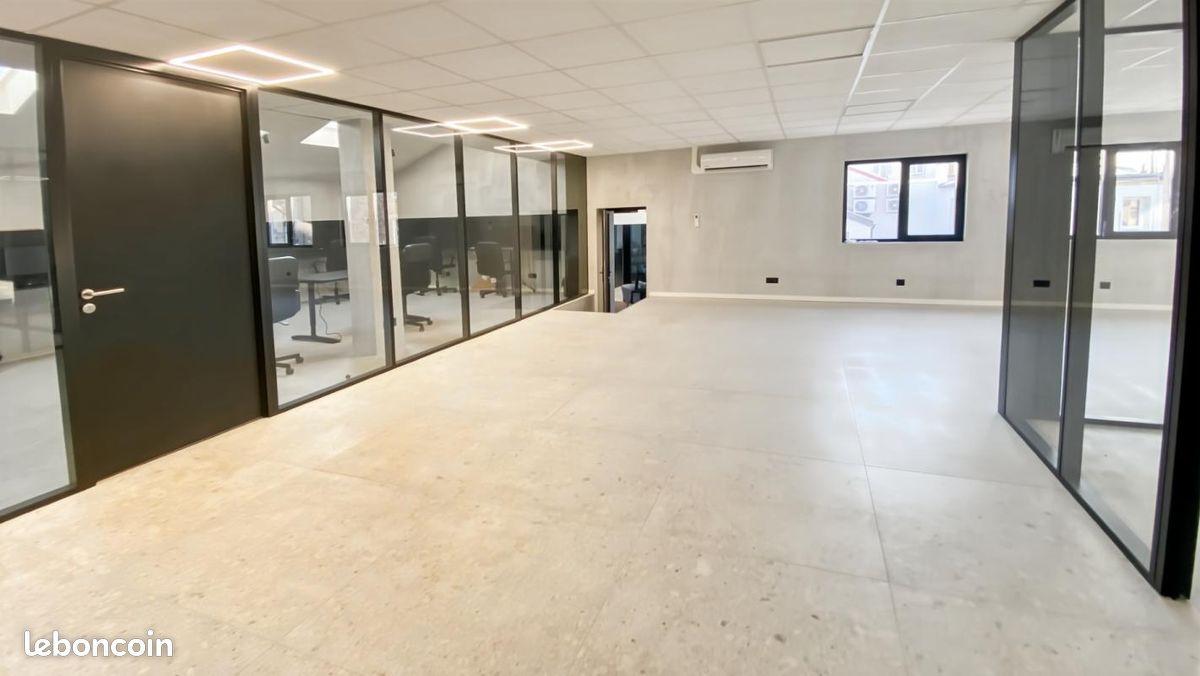 Local d'activité 1 140 m² (image 2)