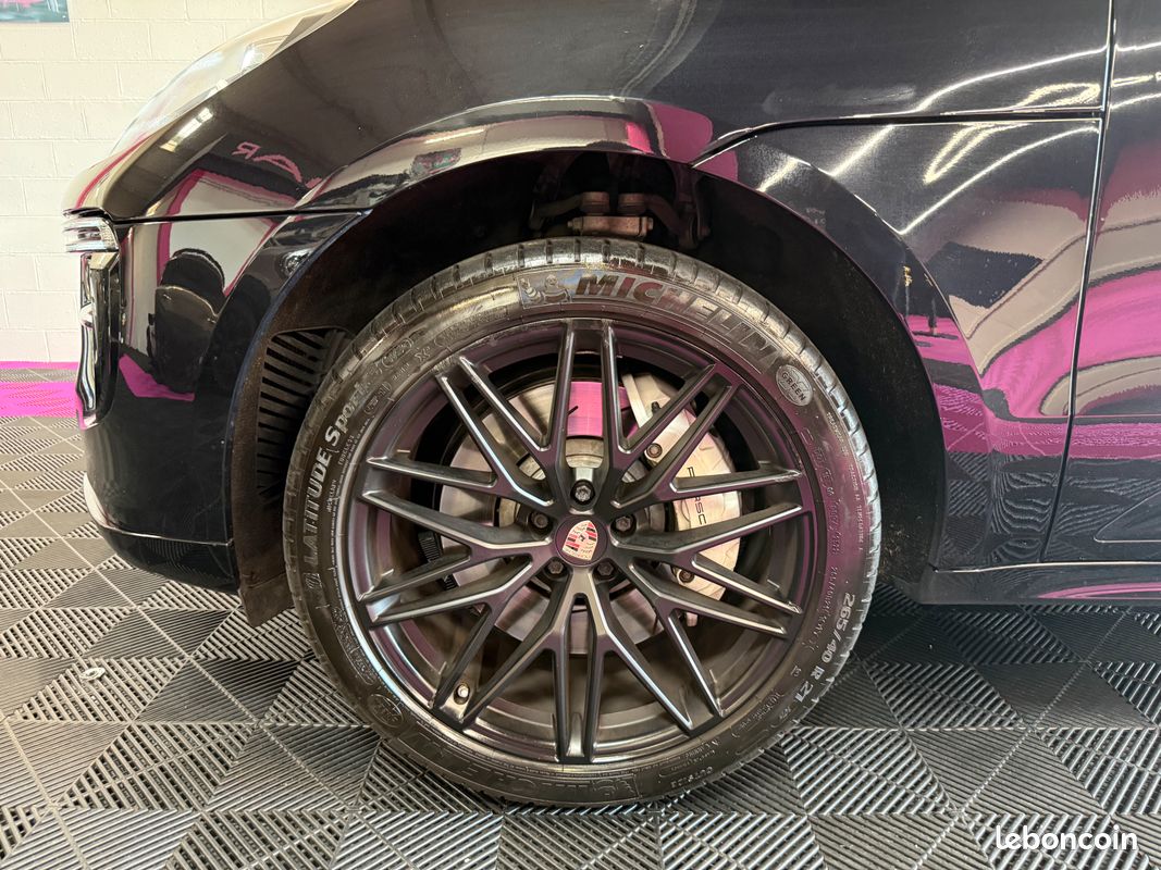 Porsche macan turbo 3.0 440ch pdk suivi porsche toit ouvrant cam 360 bose garantie 12mois fr malus payé (image 31)