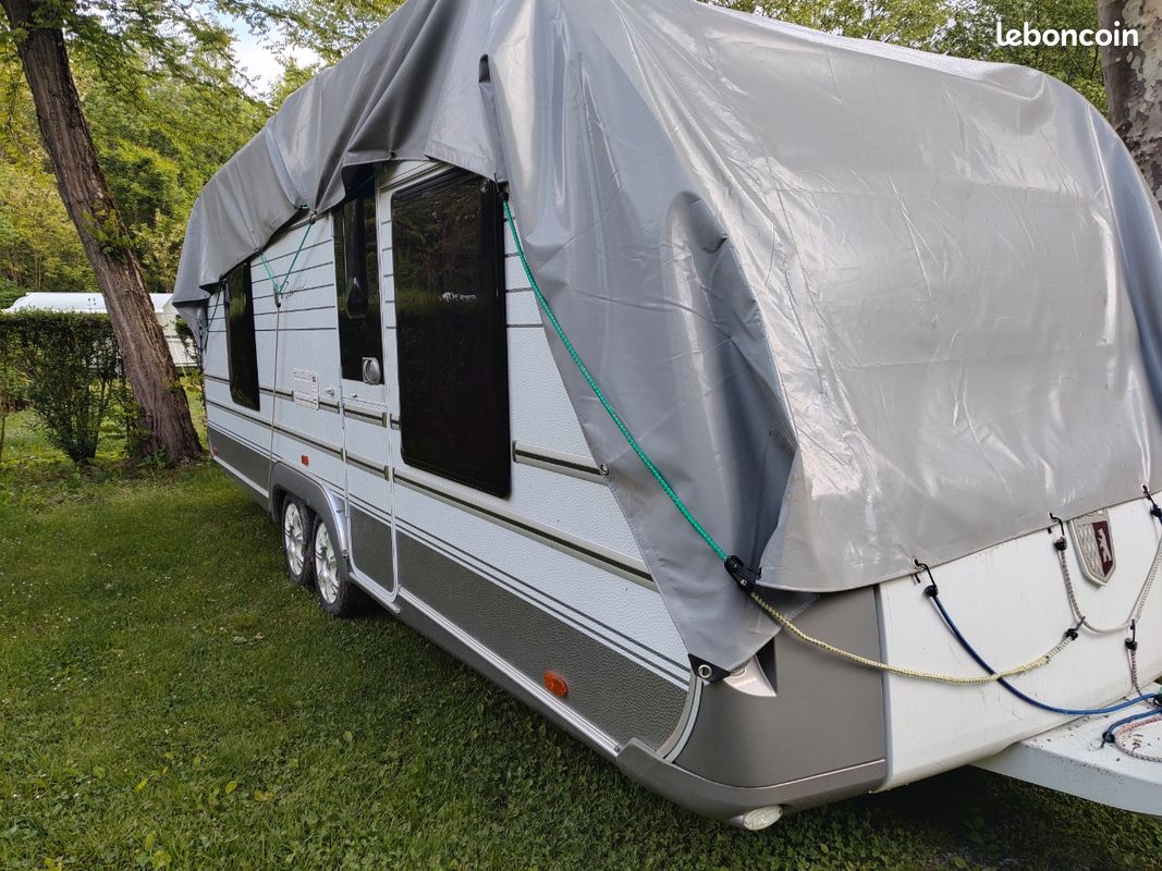 Caravane Tabbert Puccini avec hangar de stockage 5 m x 8 m en pvc (image 8)