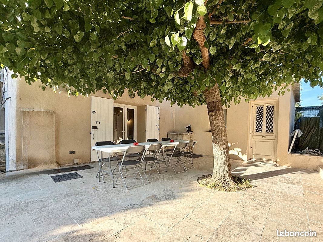 Maison 3 pièces 77 m² · à Sénas · 77 m² · 245 000 €
