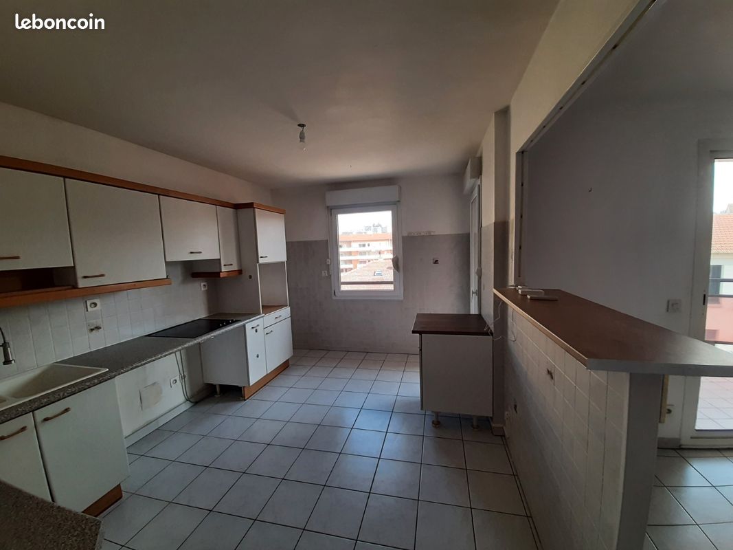 Appartement 3 pièces 65 m² · à Le Péage-de-Roussillon · 65 m² · 738 €/mois