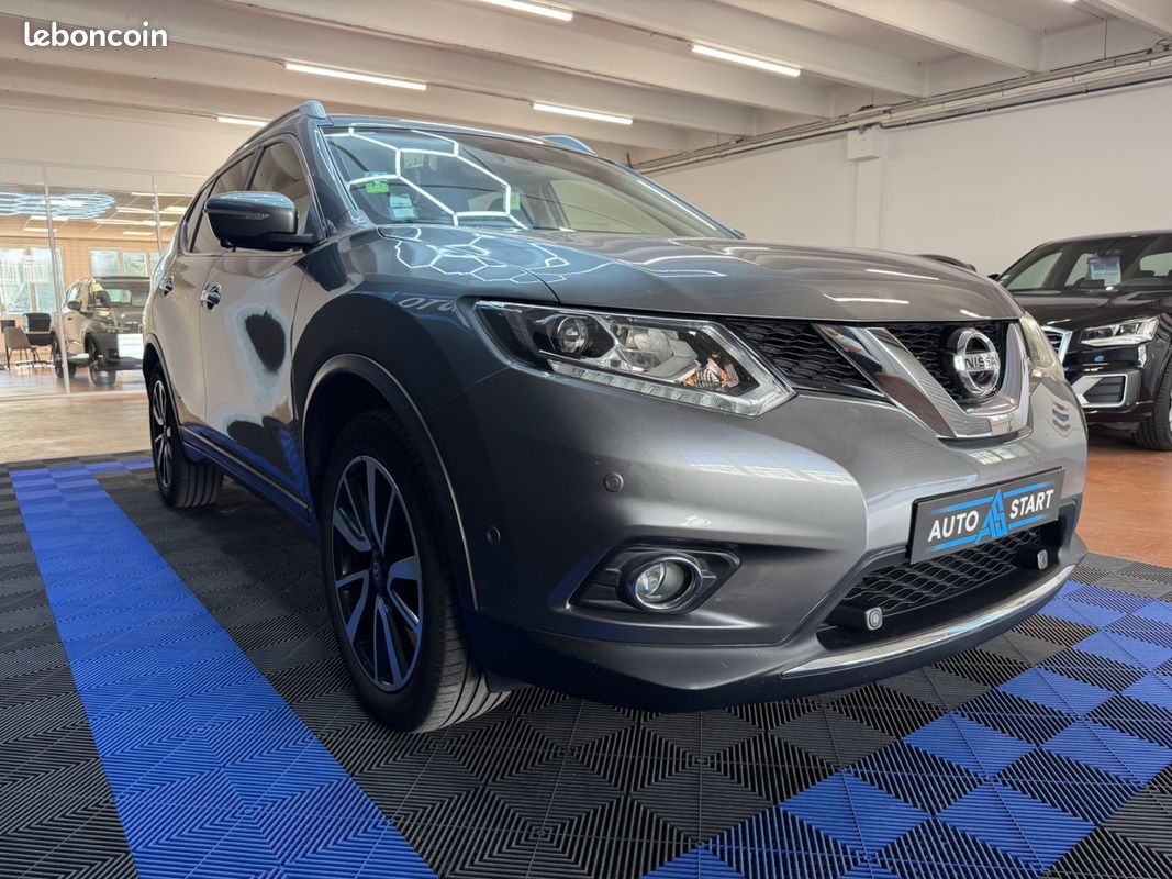 Nissan X-TRAIL 1.6 dCi 130 Ch X-Tronic Tekna - HISTORIQUE COMPLET NISSAN / 2 EME MAIN / TOIT OUVRANT PANORAMIQUE / CAMERA 360 ° / SIEGES ELECTRIQUE & CHAUFFANT (image 4)