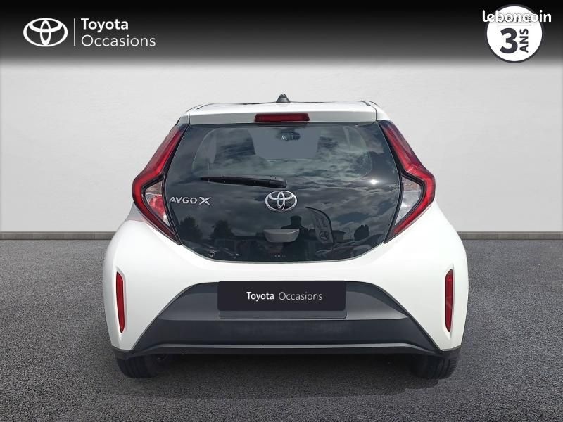 Toyota Aygo X 1.0 VVT-i 72ch Dynamic MY23 (image 4)