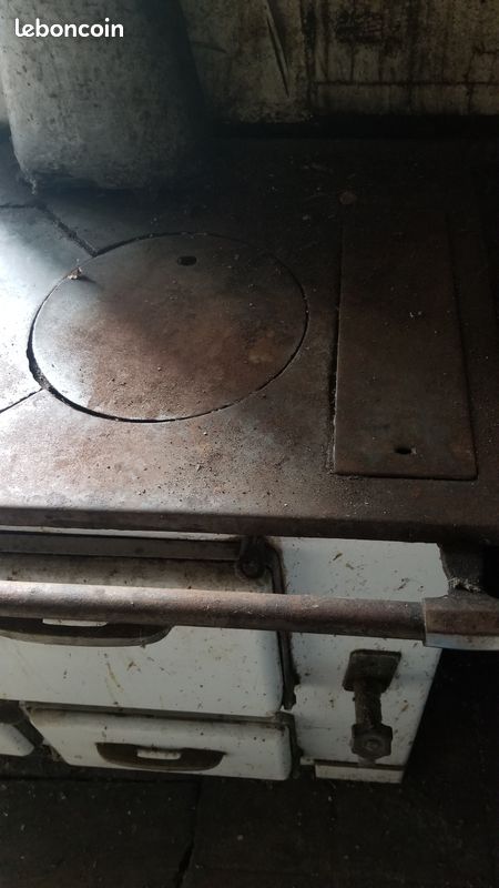Cuisinière ancienne (image 3)