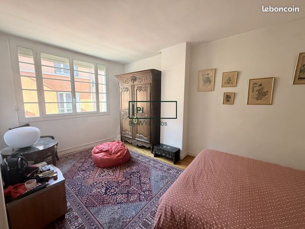 Maison 7 pièces 210 m² — 6