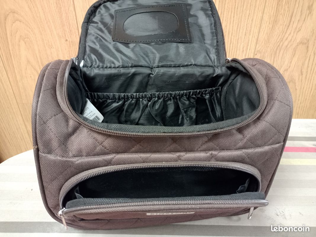 Trousse de toilette (image 3)