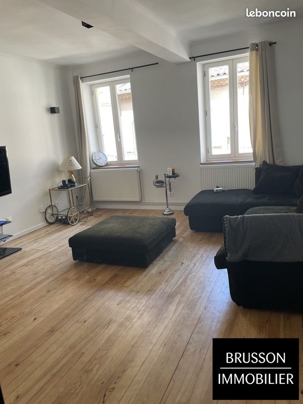 Appartement 3 pièces 109 m² · à Castres · 109 m² · 912 €/mois