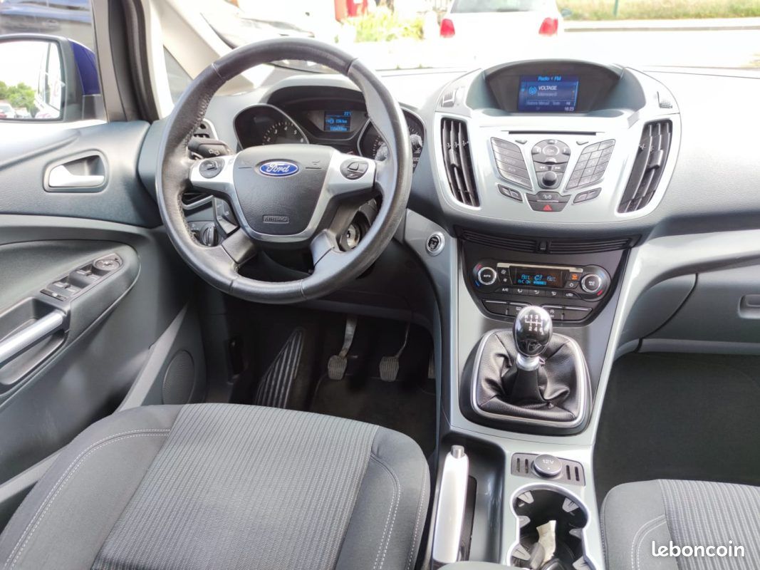 FORD C-MAX Titanium X 1.0 125 (image 13)