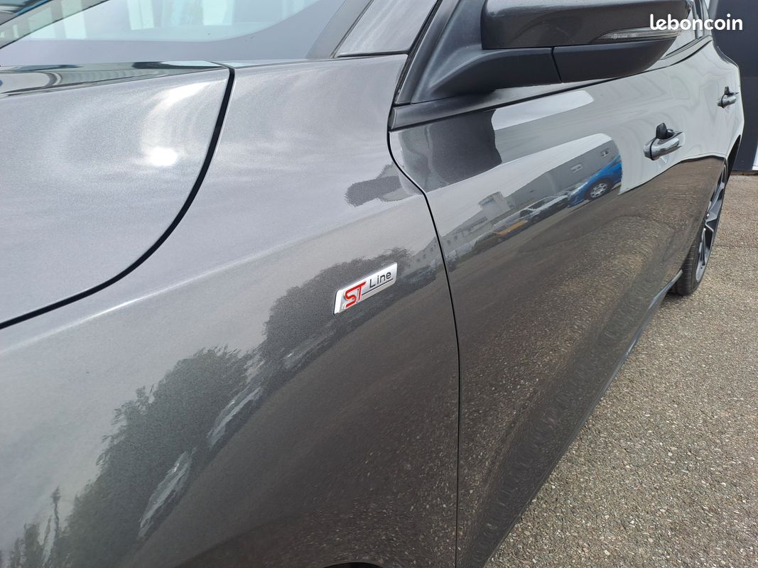 Ford focus 1.5 tdci 120ch st line powershift bva8 (image 13)