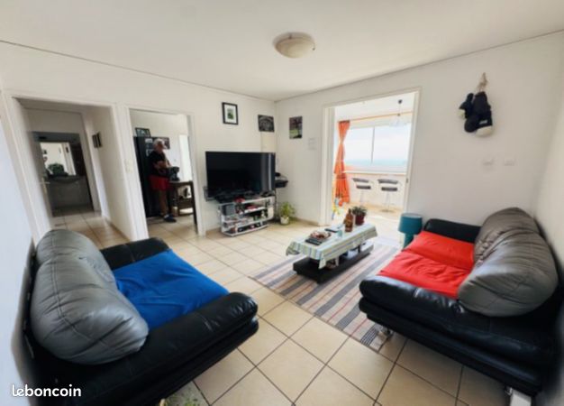 Appartement 5 pièces 77 m² · à Le Tampon · 77 m² · 230 000 €