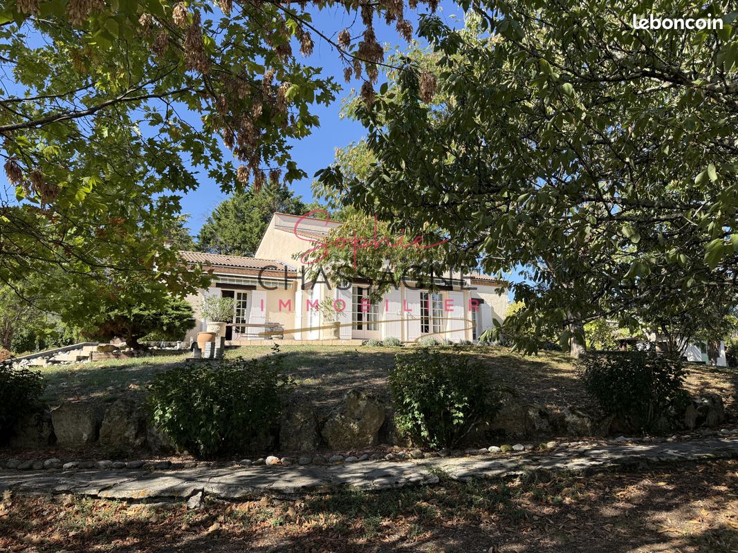 Maison 7 pièces 145 m² · à Branne · 145 m² · 420 000 €