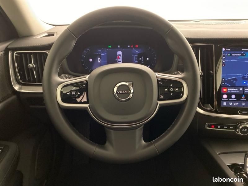 Volvo V60 B4 197ch Ultra Style Dark DCT 7 (image 18)