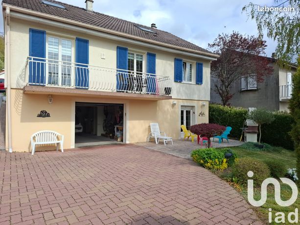 Propriété 5 pièces 121 m²