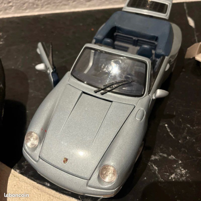 Porsche 911 Coupé – Voiture Miniature Radio FM – Échelle 1/18 – Plastique Gris – Sans Boîte