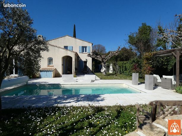 Villa 7 pièces 166 m²