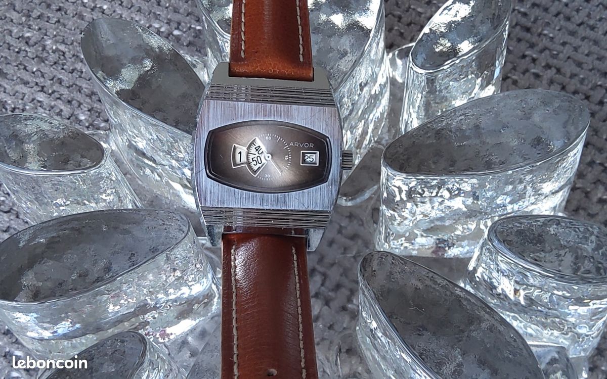 Montre Mécanique Vintage Tell Suisse - 15 Bijoux, Boîtier Or 33mm - Remontage Manuel - Occasion