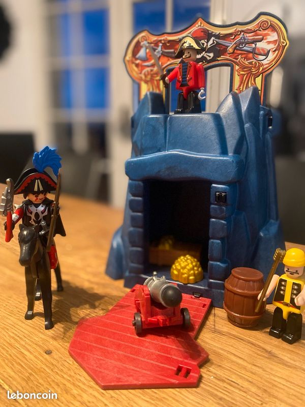 Playmobil pirate (image 2)